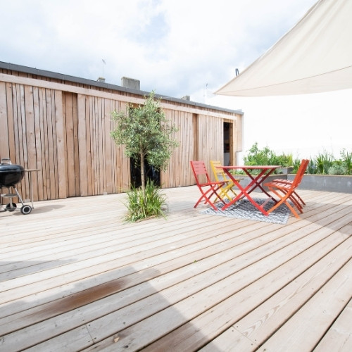 Terrasse Concarneau - Terrasse Lames Pin CL4 Prémium marron - Woodewood Finistère